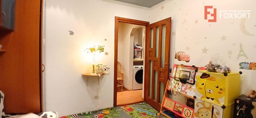 Apartament cu 3 camere in Calea Aradului, la 5 minute de Iulius Mall