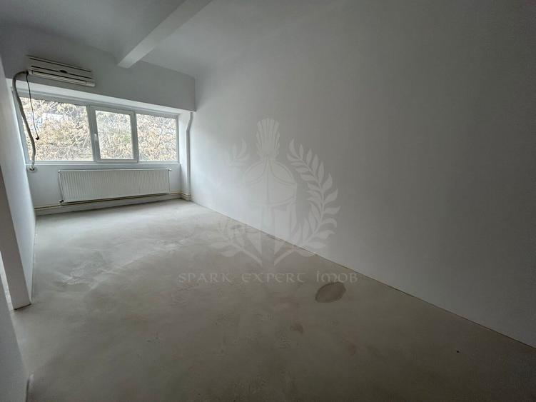 HALA PRODUCTIE/POD RULANT /2000MP/ ZONA BEREASCA PLOIESTI