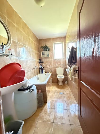 Apartament 3 camere , 69 MP, Parcare cu CF.