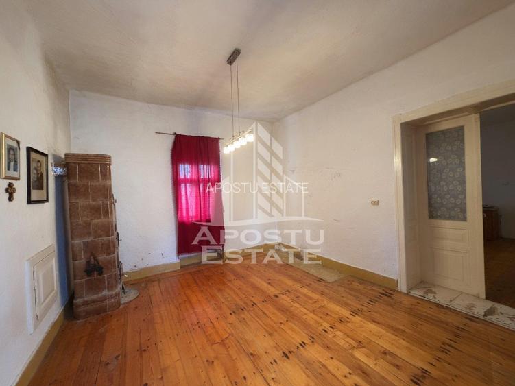 Casa de vanzare in Sandra, 5755 mp, teren, acoperis nou - 6