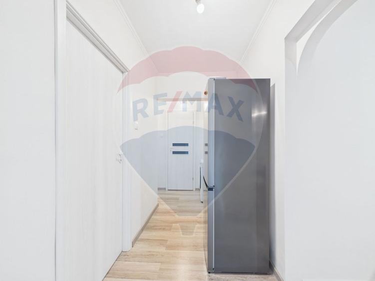 Apartament 3 camere decomandat, complet renovat - Metrou Lujerului