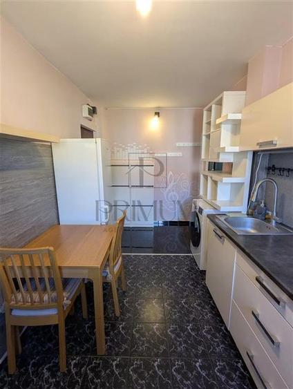 Girocului - 2 Camere - Etaj 3 - Bloc Izolat Termic - AC