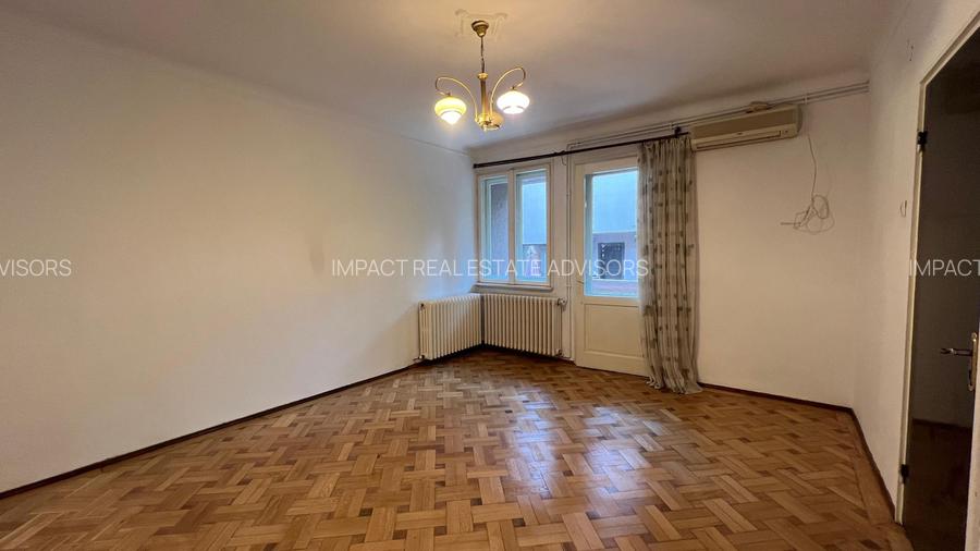 Apartament in vila cu 5 camere si curte proprie | Domenii - Casin - 5