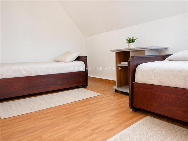 Casa si pentru cazare personal, zona parcului industrial Prejmer Brasov - 5