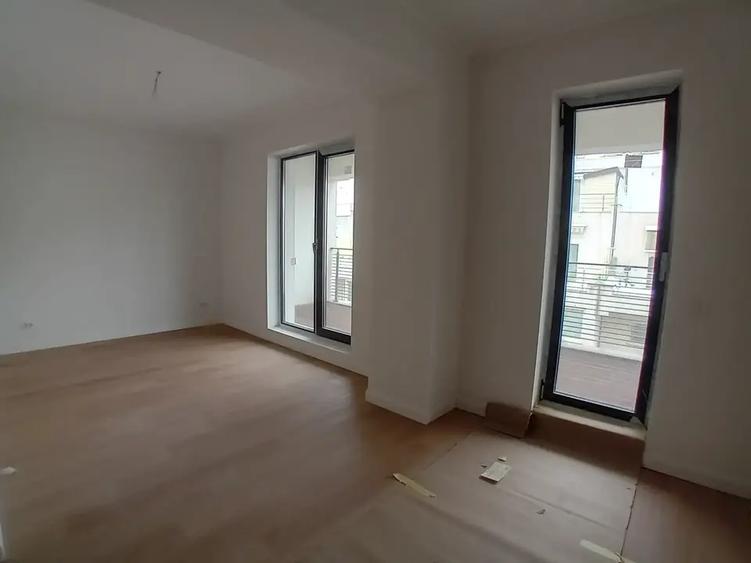 Apartament 4 camere | Renovat | Terase generoase | Parcare | Herastrau