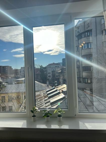 Garsoniera de inchiriat renovata cu balcon Mosilor -Universitate - Mantuleasa