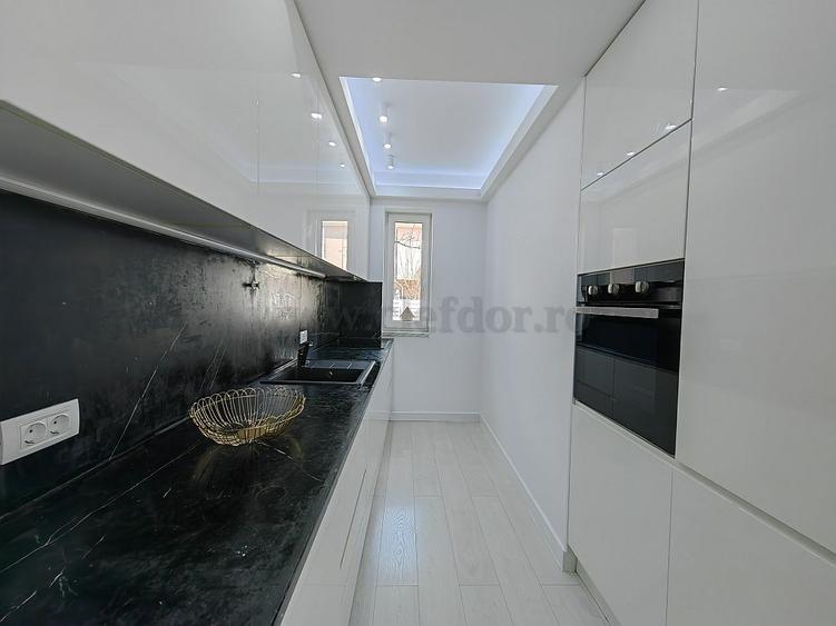 Vila de Lux cu acces la piscina