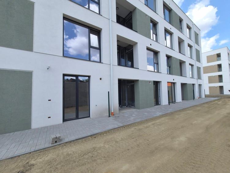 Apartament 39 mp +gradina, teren in proprietate