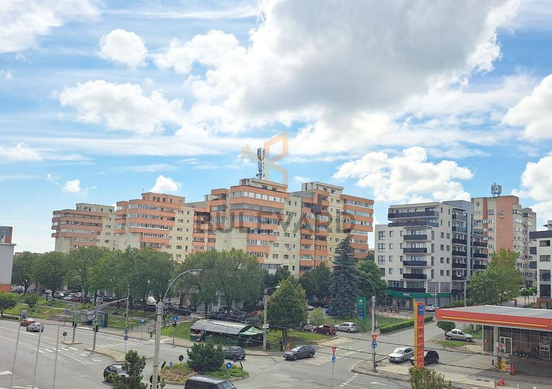 Apartament 3 camere decomandate, parcare, strada Observatorului