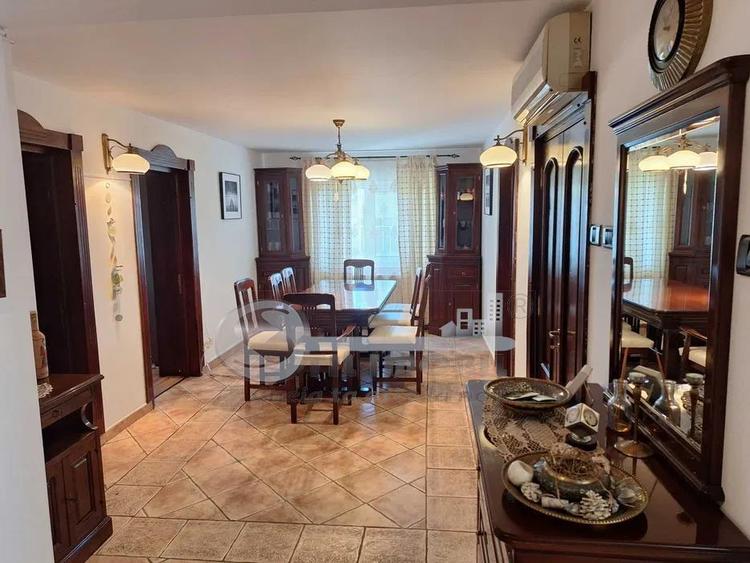 Apartament 3 Camere Centru - 800 euro
