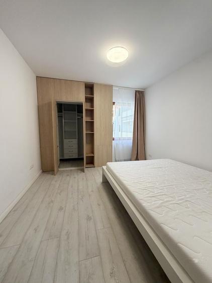 Apartament cu 3 camere de închiriat în Complex Toronto Residence, zona