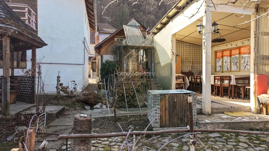 Proprietate cu potențial, 2 case și teren generos, Bran – Predelut - 7