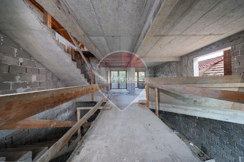 CASA LA ROSU | TOMIS 21 | 325MP | 346MP CURTE | 470 TEREN |ACCES AUTO