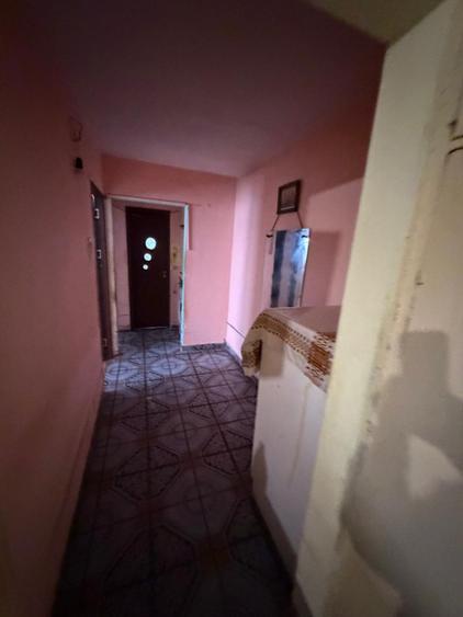 Apartament 3 camere, 71 mp, zona Cornitoiu