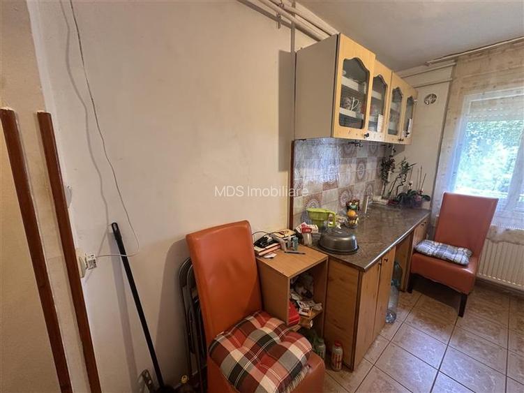 Mobilat si utilat in bloc anvelopat linga Flavia - 2