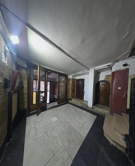 Apartament 5 camere 135mp utili cu Garaj Universitate