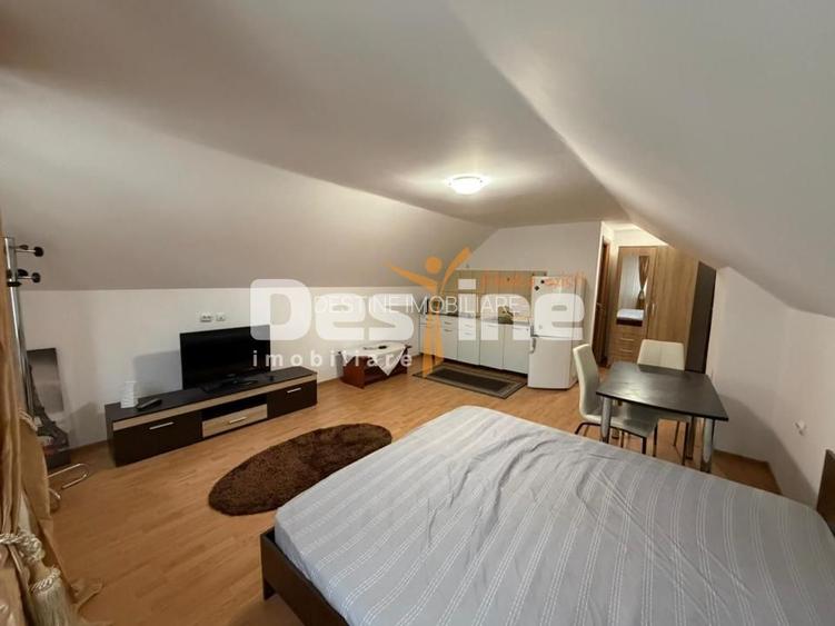 Casa cu 6 unitati, doua locuri de parcare si curte, pozitie excelenta- AFI Mall - 24