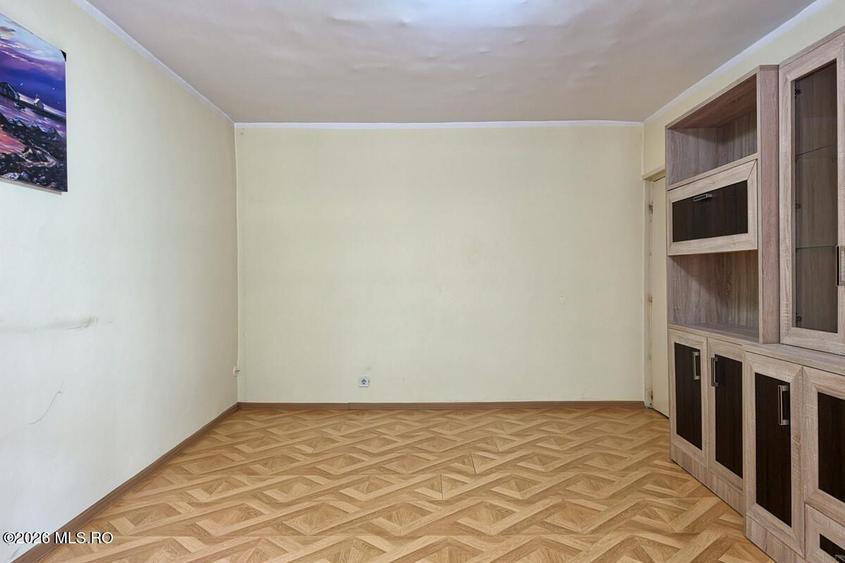 Mircea Cel Batran - 3 Camere, Decomandat, 2 Bai, Centrala
