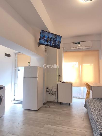 Studio mobilat/utilat, centrală gaz, AC, wi-fi, TVsmart,baie+bucătărie proprii