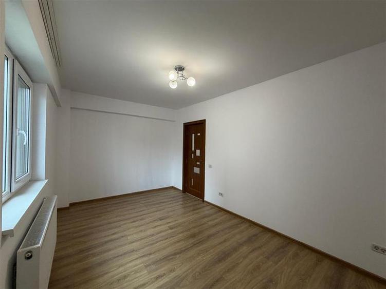 Apartament open-space, loc de parcare, Valea Lupului
