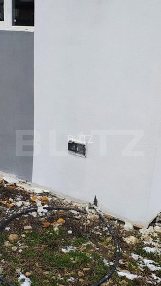 Casă de Vânzare cu 3 camere  în Cartierul Izvor, Tărlungeni - 10