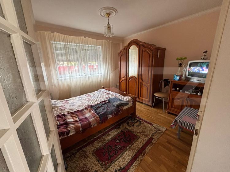 Casa individuala cu 7 camere, 200 mp, teren 627 mp, Jucu de Sus