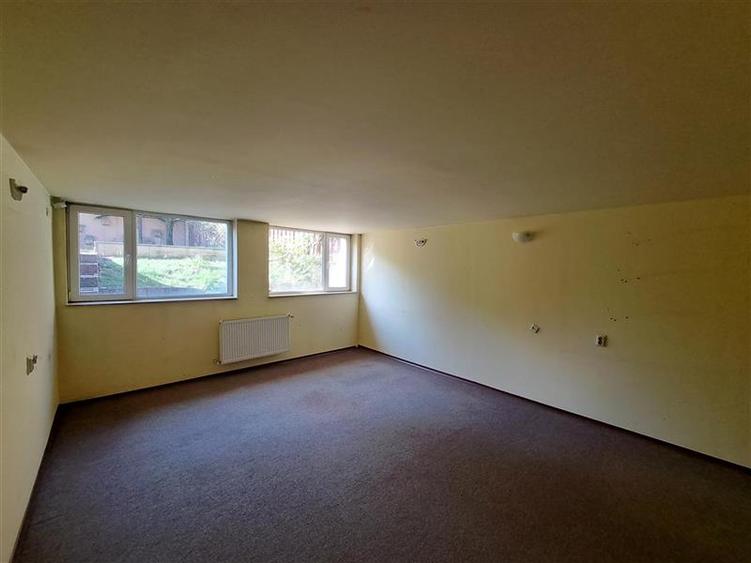 Casa Insiruita, 320 mp utili, situata in cartierul Buna Ziua!