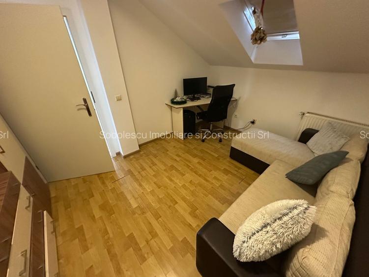 Casă / Vilă cu 5 camere zona Lunei - 30