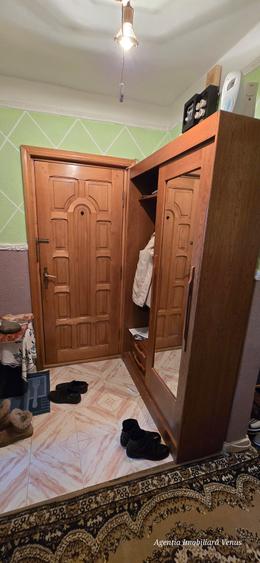 Apartament 3 camere la strada Calea Nationala