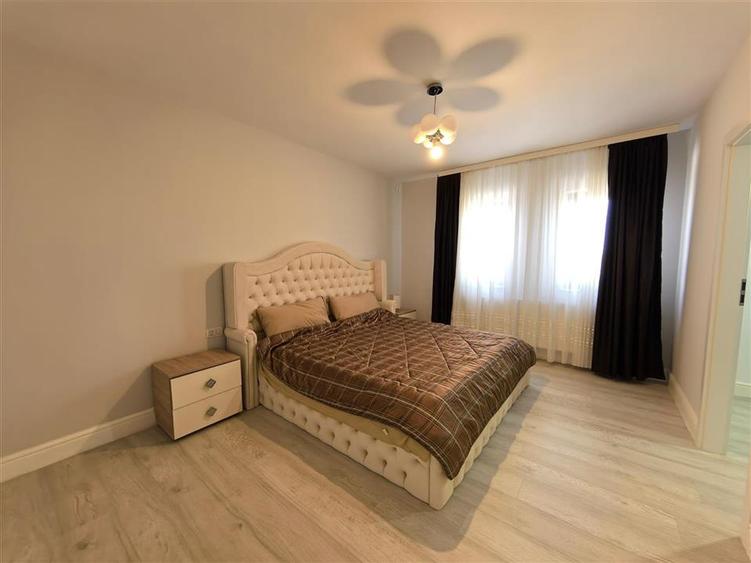 Vila impunatoare cu 6 camere spatioase in stil american