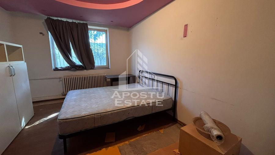 Garsoniera | Complexul Studentesc | 22 mp | Parter | 50.000 euro neg.