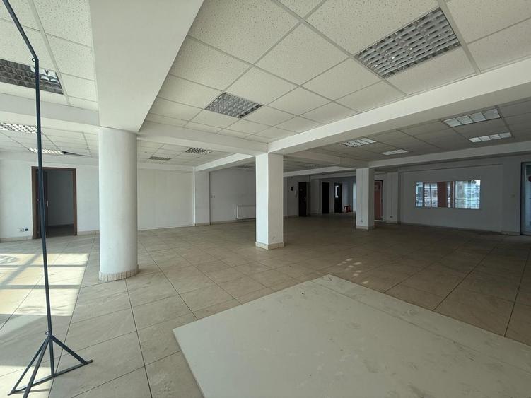 Spațiu Comercial de Închiriat – Bulevardul Simion Bărnuțiu | 183 mp |