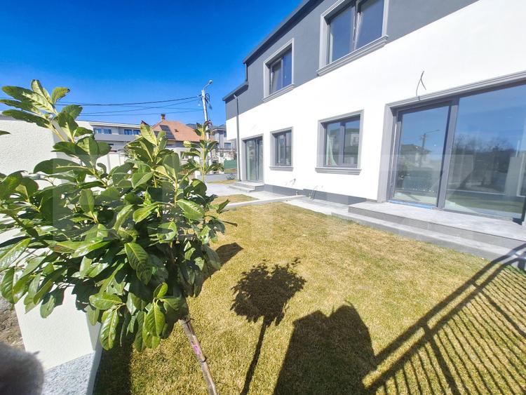 Duplex cu garaj, 156 mp Dâmbul Rotund