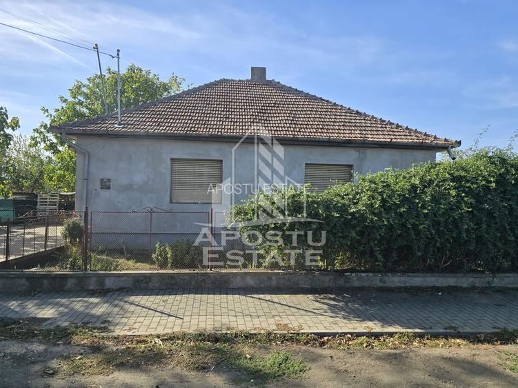 Casa de vanzare, ZERO comision de la cumparator, in Curtici