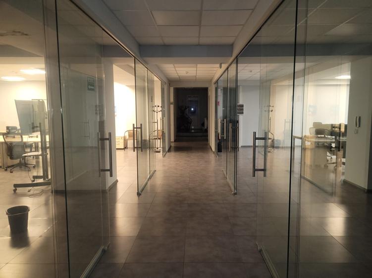 Inchiriez spatiu birouri, clinica, sau alte activitati cu publicul