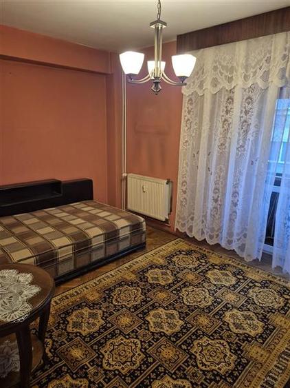Apartament 3 camere zona Mall Mercur