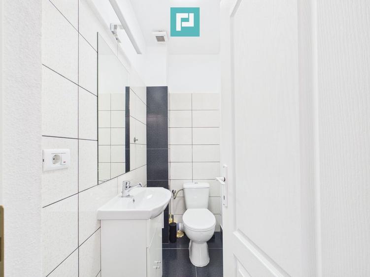Apartament cu 3 camere si curte in Alfa