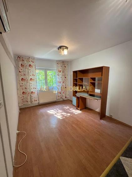 4 Camere de inchiriat | Crangasi | Centrala | Metrou | Partial Mobilat