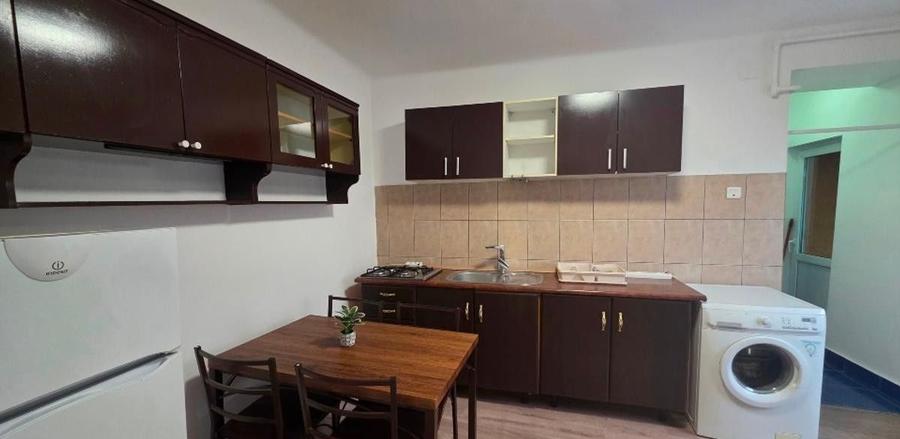 Apartament 3 Camere | Semidecomandat | 13 Septembrie | Centrala Proprie