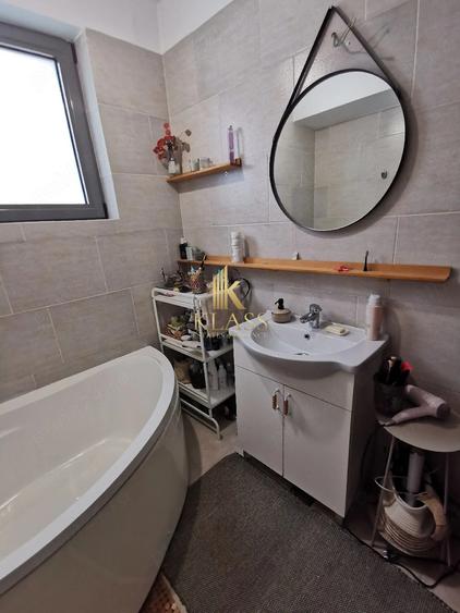 Apartament spatios 2 camere-loc de parcare-Pipera rond OMV