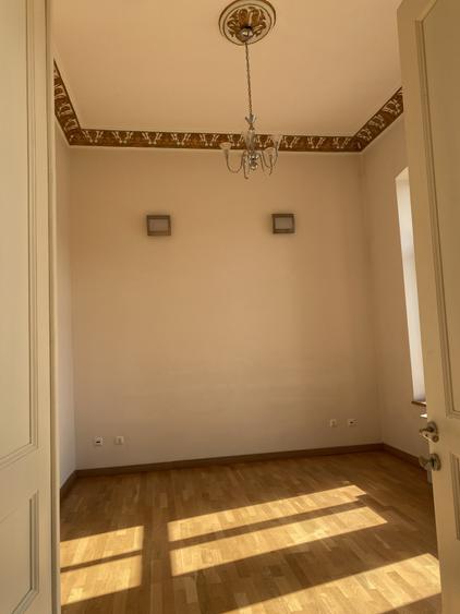 Vila interbelica Restaurata | Birouri | Universitate | Vanzare