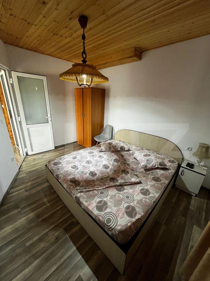 Cabană cu 3 dormitoare, 3 băi, terasă și teren de 400 mp în Băile Figa