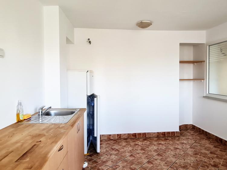 Spatiu birou - 5 camere - Universitate