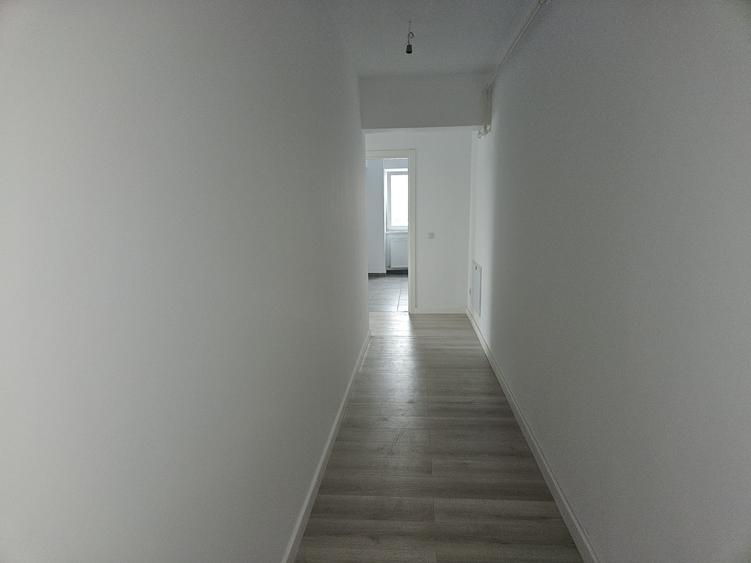 Bloc nou intabulat: 2 camere decomandat cu parcare, Alexandru-Dacia,cod:14276