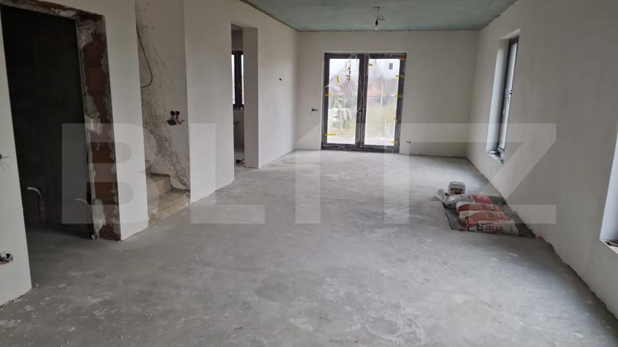 Casa 216 mp, 900 mp teren, zona Odoreului