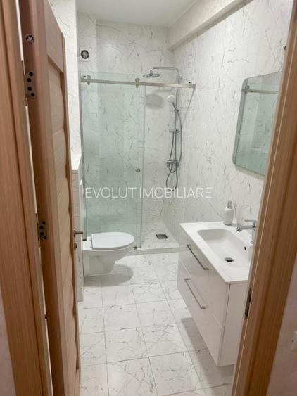 Statiunea Mamaia Central-apartament 4 camere deosebit - 13