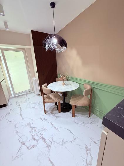 Apartament premium 52 mp utili balcon prima inchiriere zona Centrala