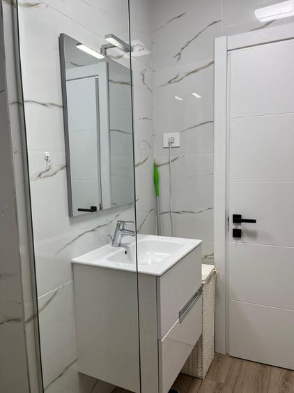 Exclusivitate-Eforie Nord,ap. 2 camere, parter, mobilat,curte proprie 23mp,boxa