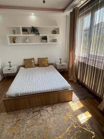 Apartament 2 camere,  zona Cantemir - Podu de Piatra