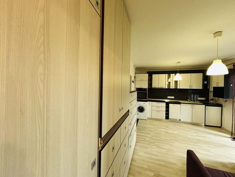 Apartament 2 camere, la cheie, balcon, boxa, loc de parcare
